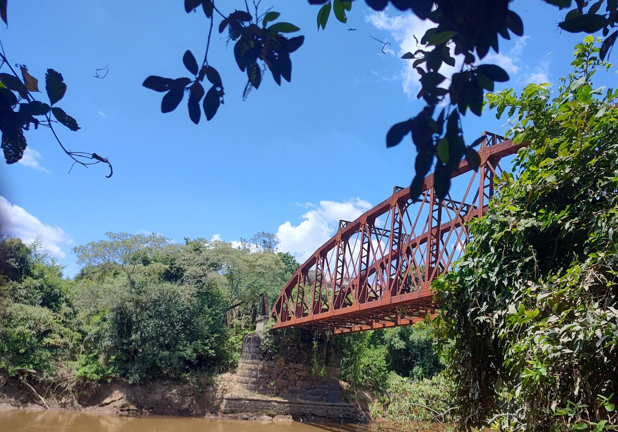 A destruição da história que carregou parte do desenvolvimento desse país